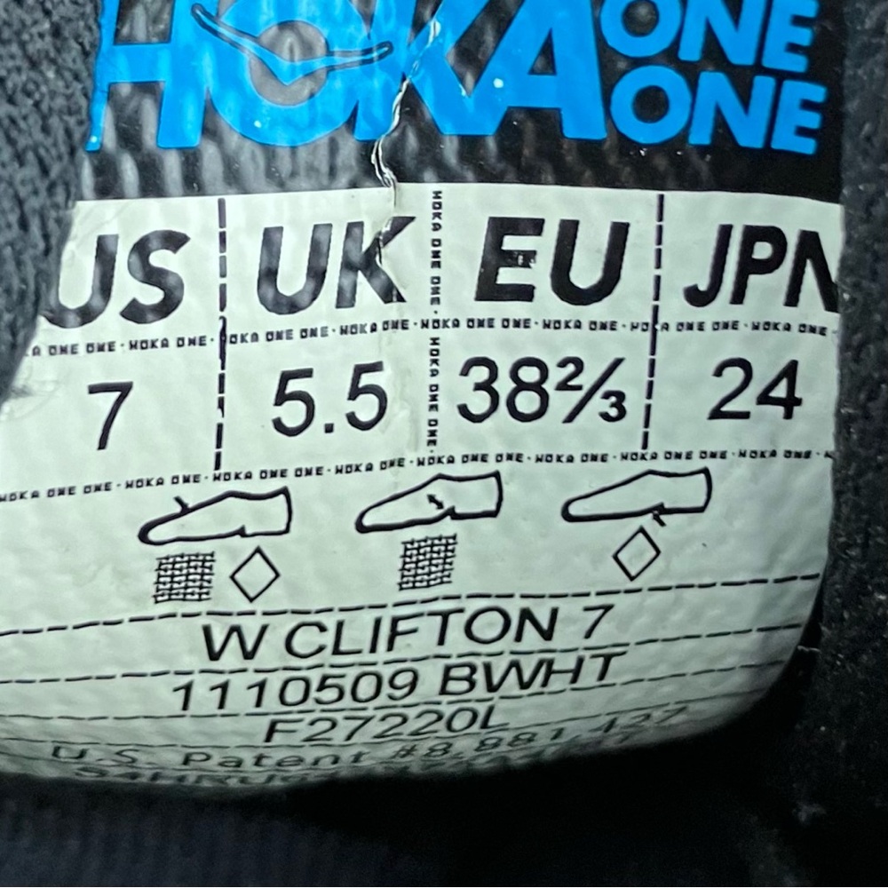Hoka One One Women’s Size 7.0 Clifton 7 Black & White Athletic Running Shoes - Picture 10 of 10